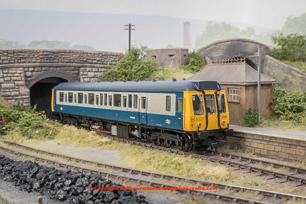 35-526 Bachmann Class 121 Single Car DMU Set in BR Blue and Grey livery